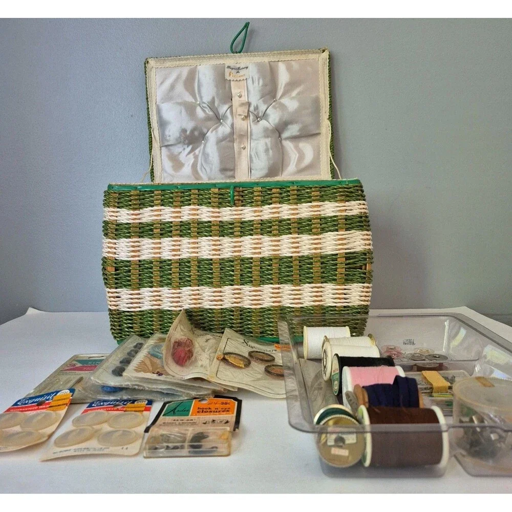 JCPenney VTG Green White Wicker Divider Sewing Box Caddy w/ Handle Accessories